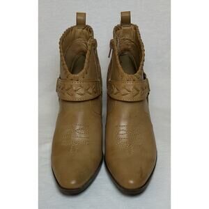 Frye and Co. Palma Stacked Heel Boots Booties Caramel Tan Western Women’s 6.5